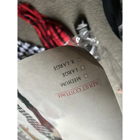 Adult XL Spirit Halloween TWISTED CLOWN Costume W/ Mask & Accessories - Picture 8 of 8